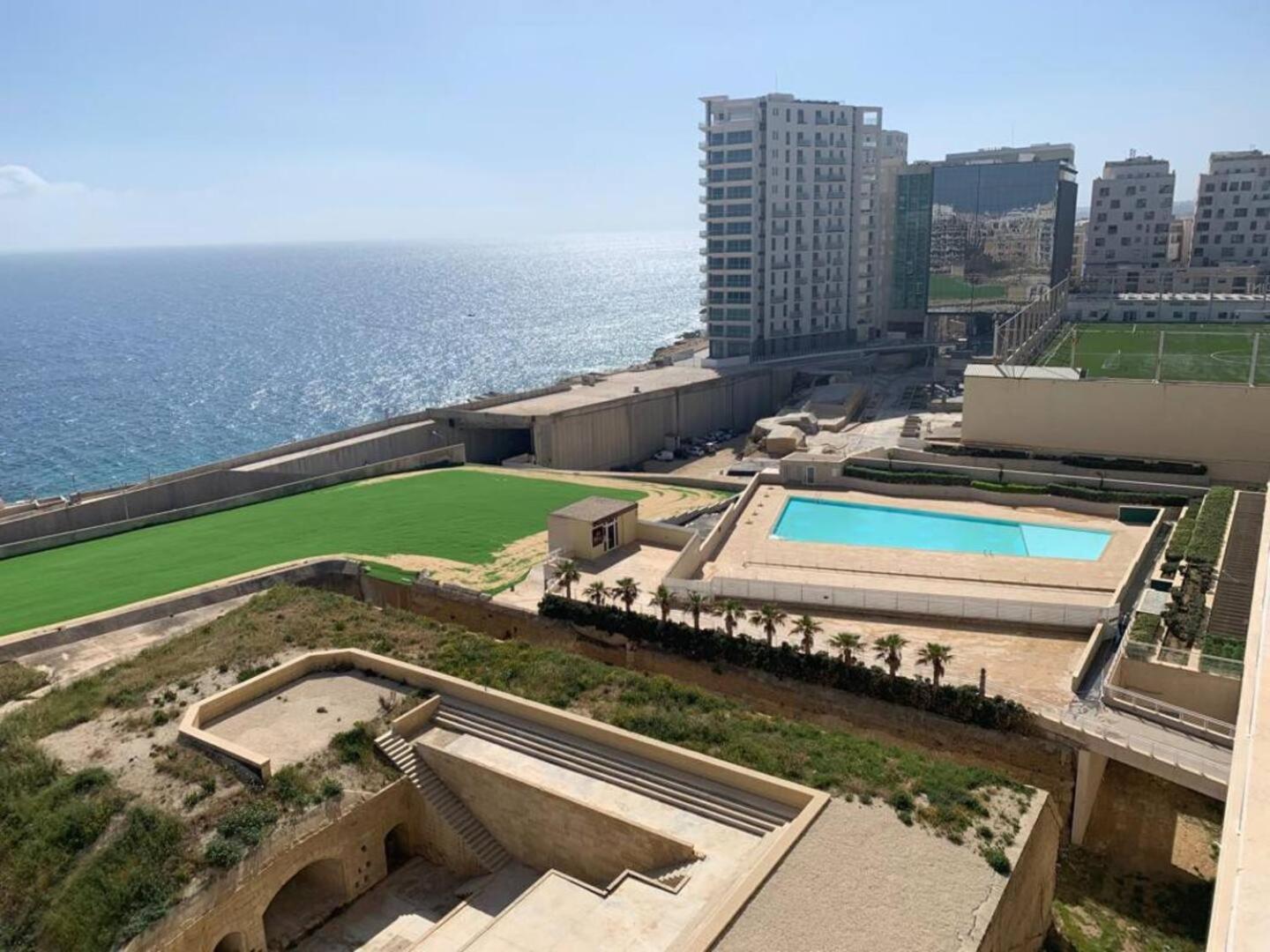 Cambridge By Homely Sliema