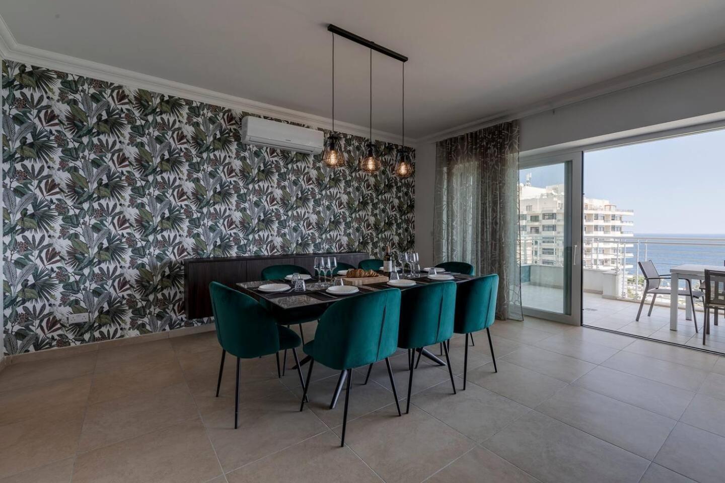 Cambridge By Homely * Sliema