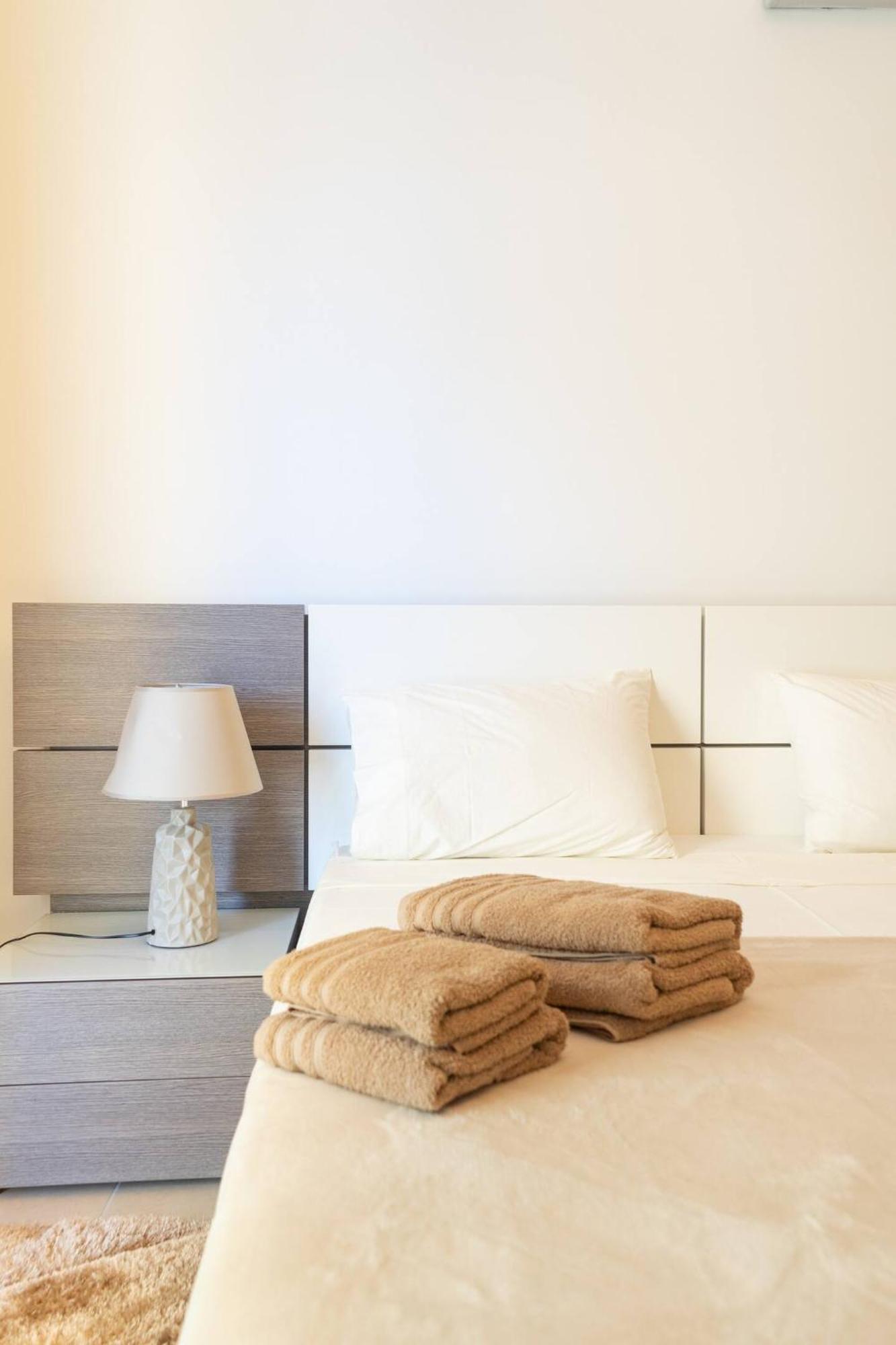 Holiday home Cambridge By Homely