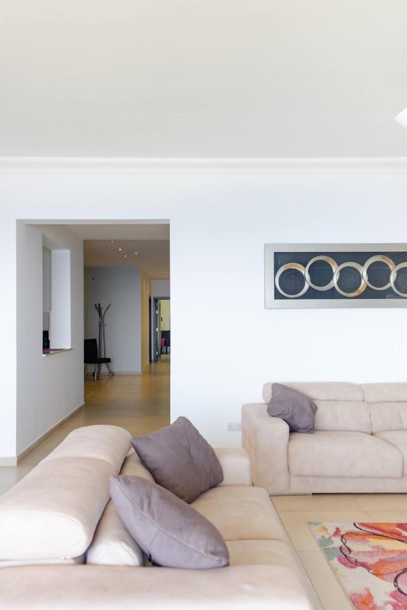 Cambridge By Homely Holiday home